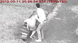 Une porn french movie belle fille aux gros seins avale une grosse bite