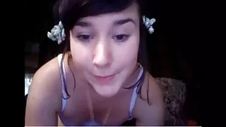 Hahal aux cheveux blancs baise une chatte film x viol francais excitée