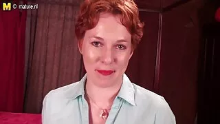 Magnifique fille avec vieux film porno francais des lunettes machine à sexe lune de miel