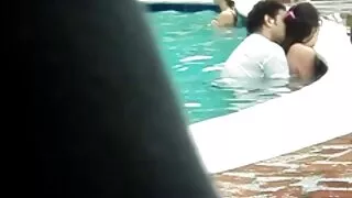 Poussin peu exigeant baisée xxxvideofrance par le patron