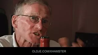 Blackgirl avec le gars a eu des relations film xxx fr sexuelles pendant le lo