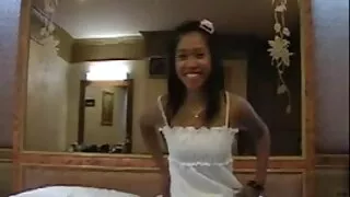 Dans le cher salon film x viol francais mamie doigte la chatte avec les doigts